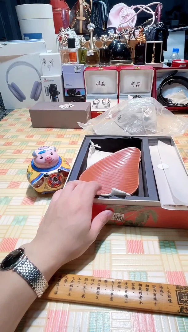 瓷片瓷器 库房到期 全部地板价@@1