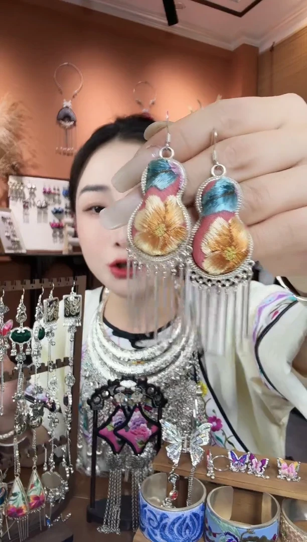 刺绣纯手工民族风耳环