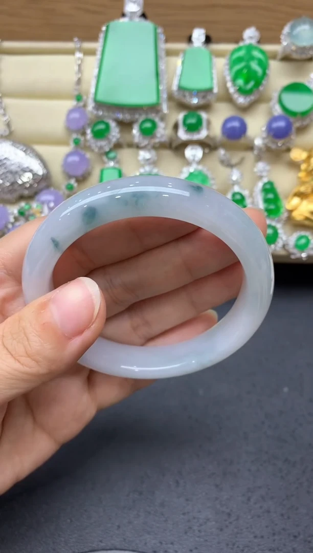 翡翠手镯未镶嵌462-中国好珍宝