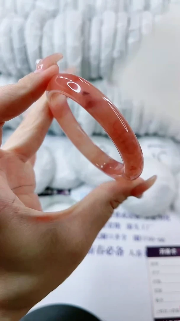 【闪购商品】石英质玉手镯未镶嵌0212995894-多样性发货