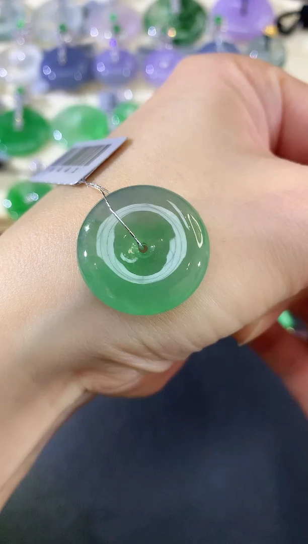 吊坠(不含链)未镶嵌翡翠83|