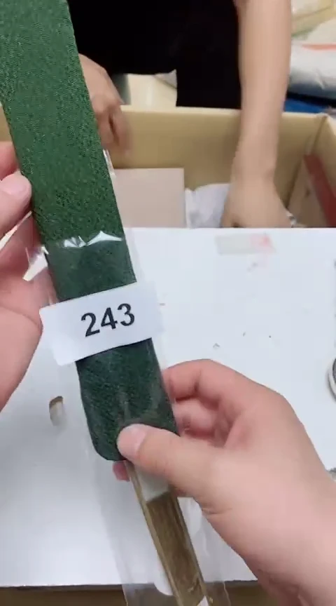 右*者军禾商贸行哈哈哈