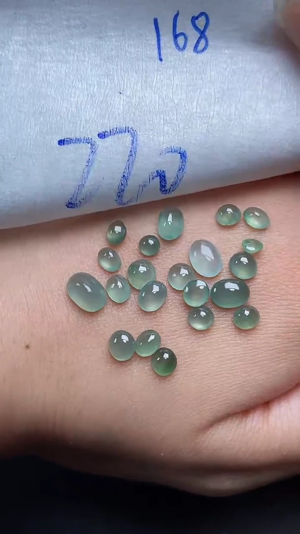 翡翠散珠未镶嵌天然缅甸翡翠A货168