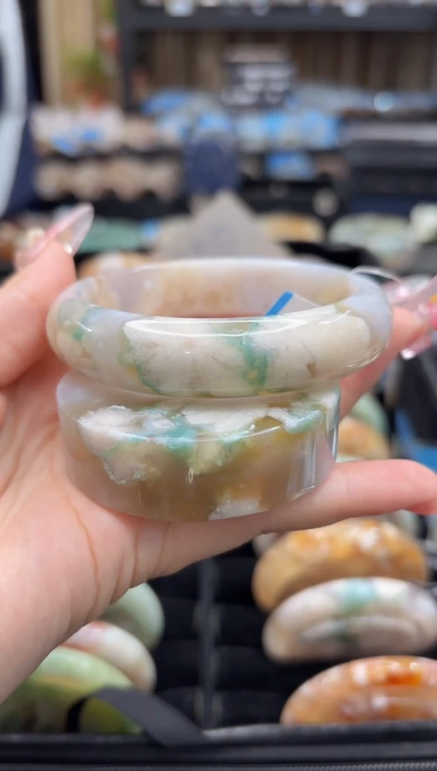 未镶嵌手镯石英质玉366(60圈赠送镯心)