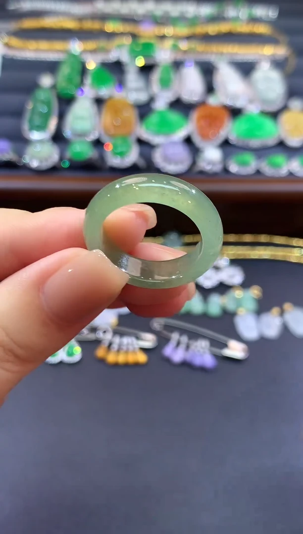 颈饰未镶嵌翡翠10-戒圈-17-18圈