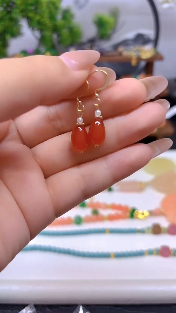 南红玛瑙14K金镶嵌耳饰E864