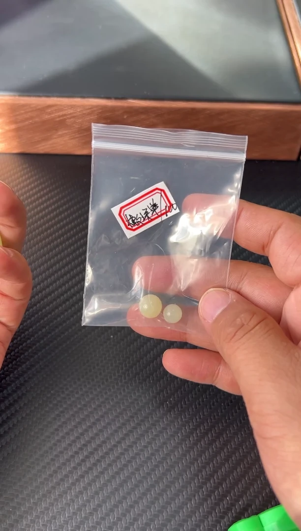 未镶嵌手串和田玉懒****子若羌微色差单珠