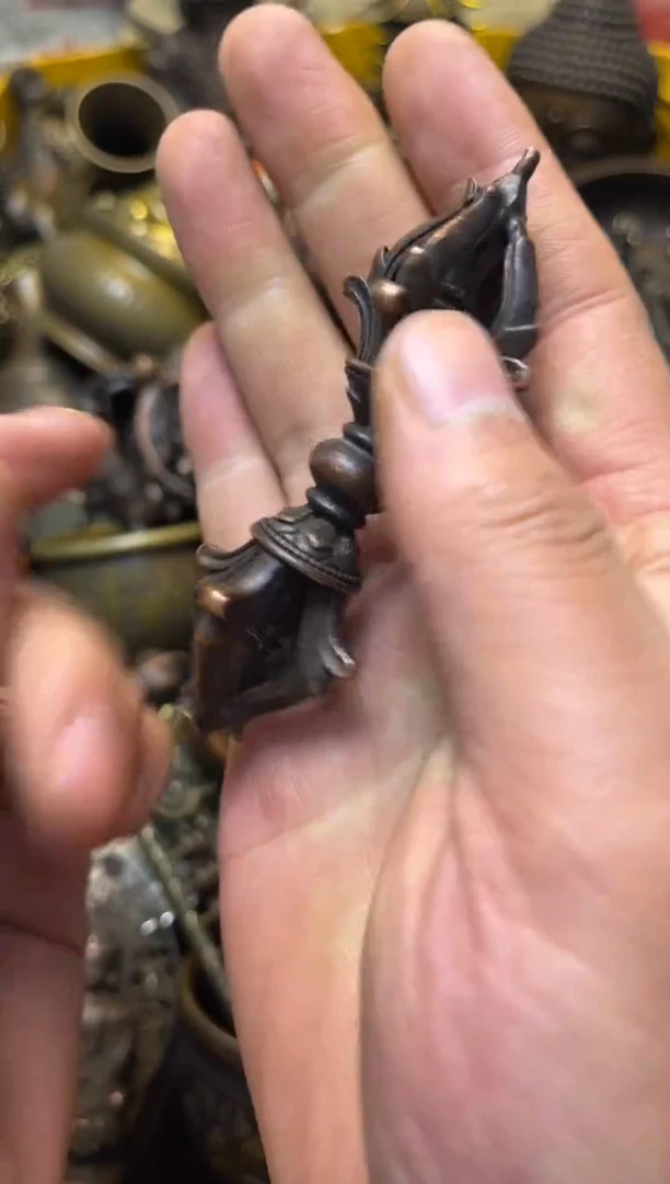 精美铜器，点击下单