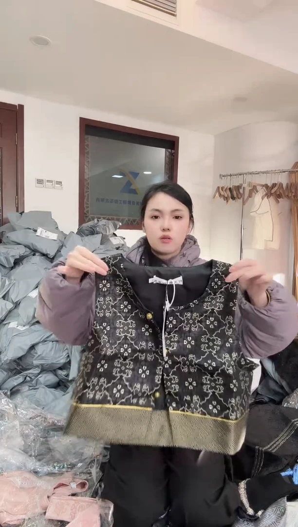 马甲   L 115斤以里