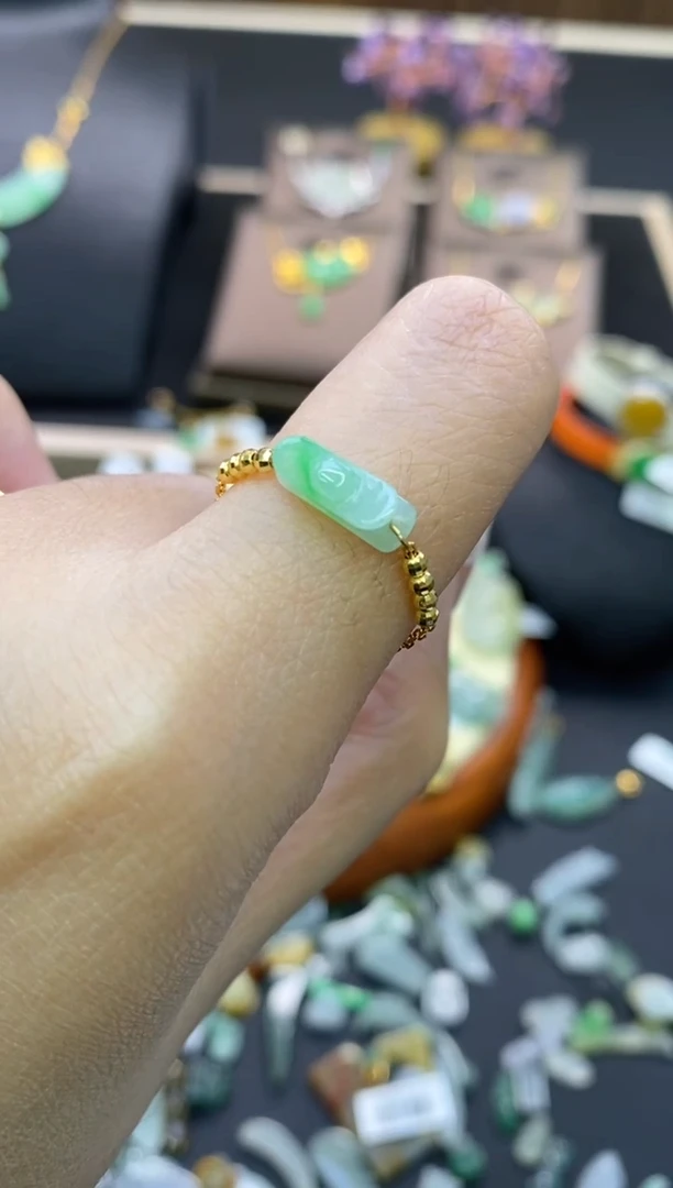 【闪购商品】翡翠颈饰18K金镶嵌净货16233