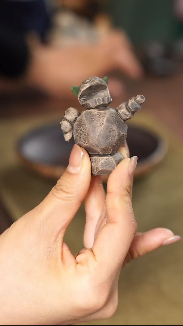 【闪购商品】紫砂茶宠石头娘娘茶宠