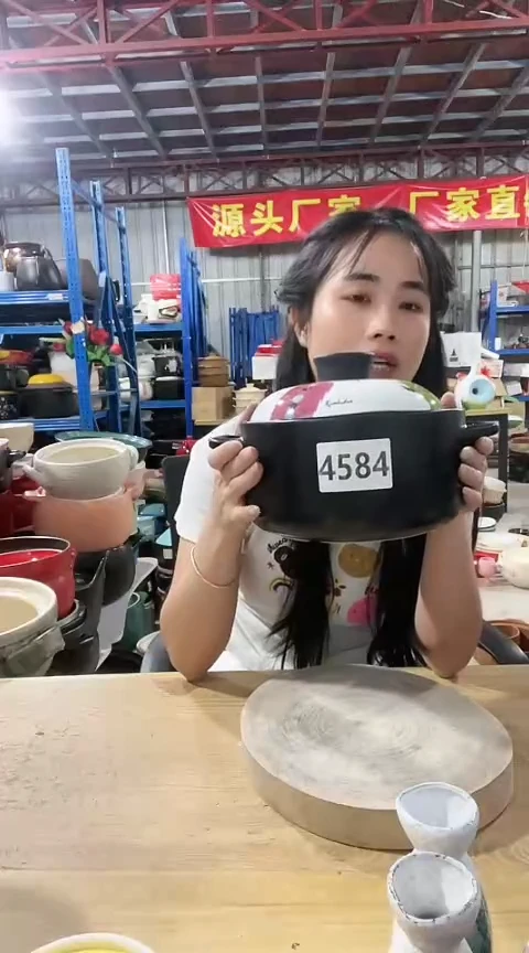 4584瑕疵2.0黑锅带盖不圆