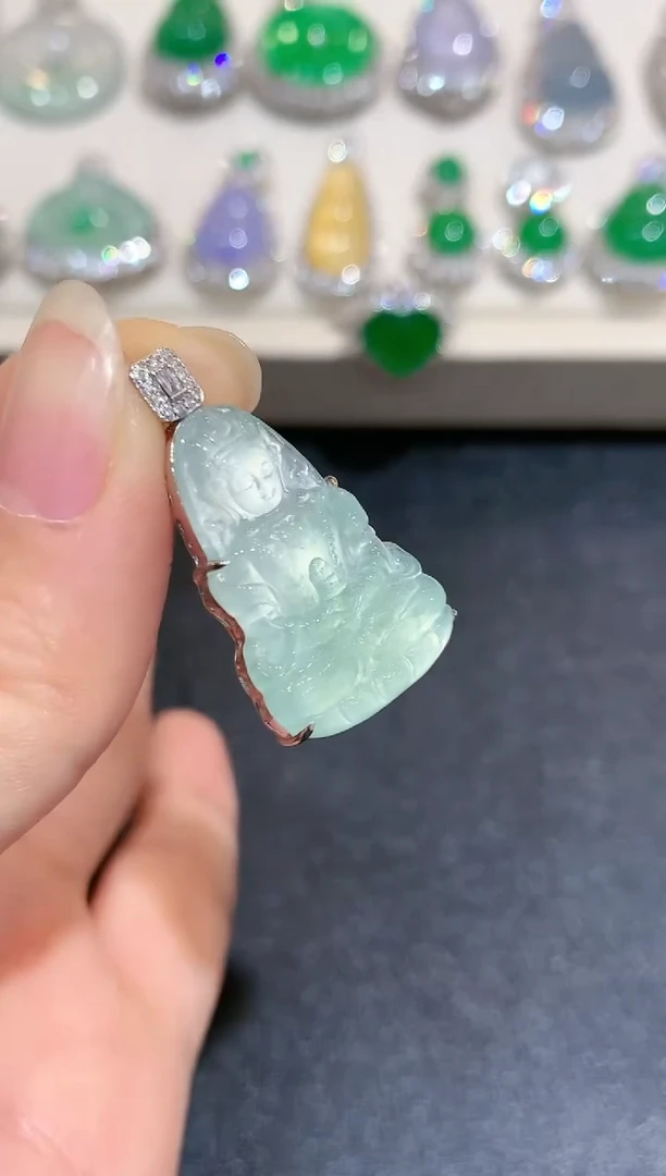 【闪购商品】翡翠颈饰18K金镶嵌B143