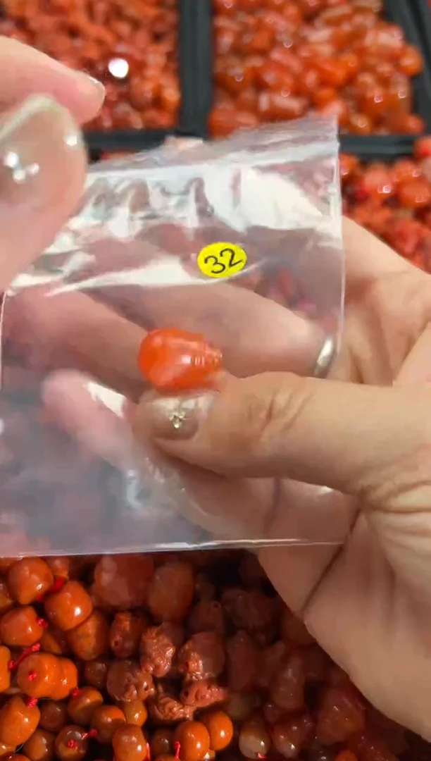 【闪购商品】南红玛瑙颈饰未镶嵌1