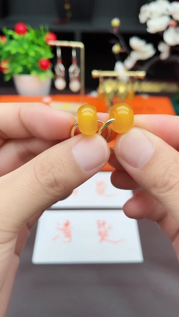 玛瑙/玉髓耳饰未镶嵌536000