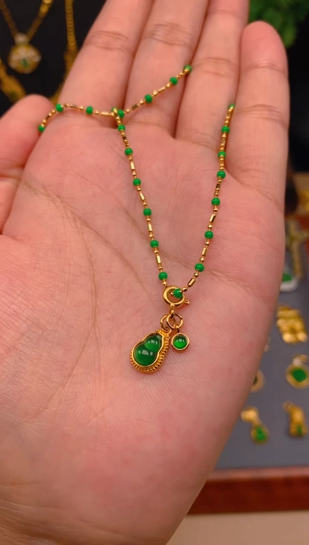 【闪购商品】翡翠吊坠(不含链)银S925镶嵌蛋面葫芦万能扣