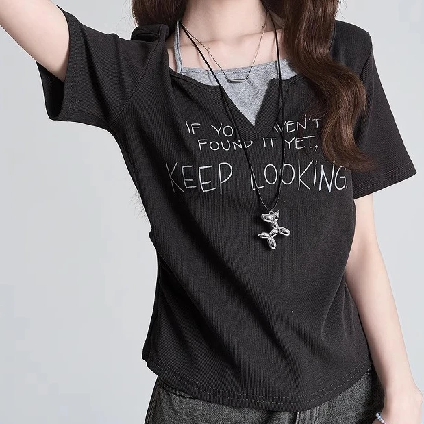 美式复古假两件小众短袖T恤夏季新款修身显瘦绑带挂脖气质上衣女