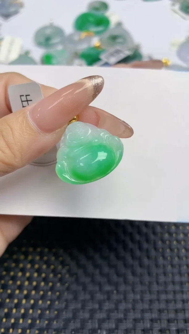 颈饰18K金镶嵌翡翠天然缅甸A货翡翠百元以上9元证书费自理