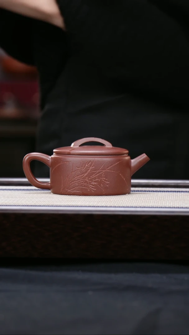 【闪购商品】紫砂茶壶三号井底槽青  汉瓦刻绘款