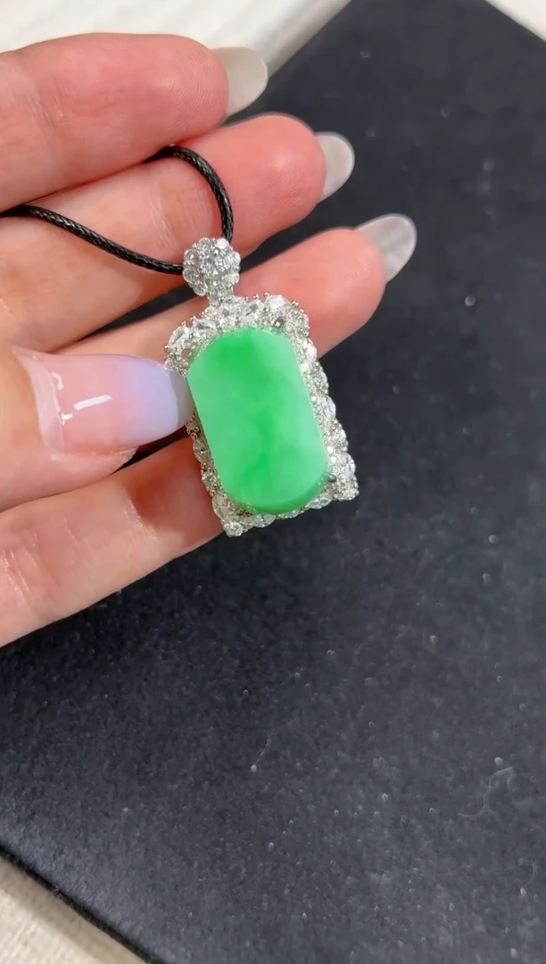 吊坠(不含链)银S925镶嵌翡翠【挽石珠宝】无事牌