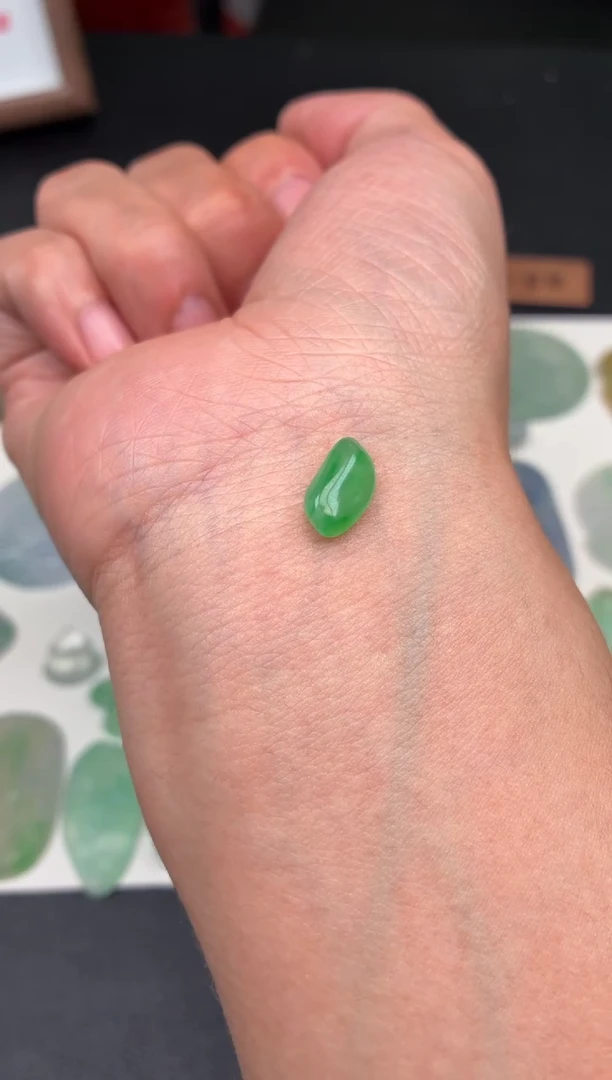 未镶嵌定制翡翠翡翠