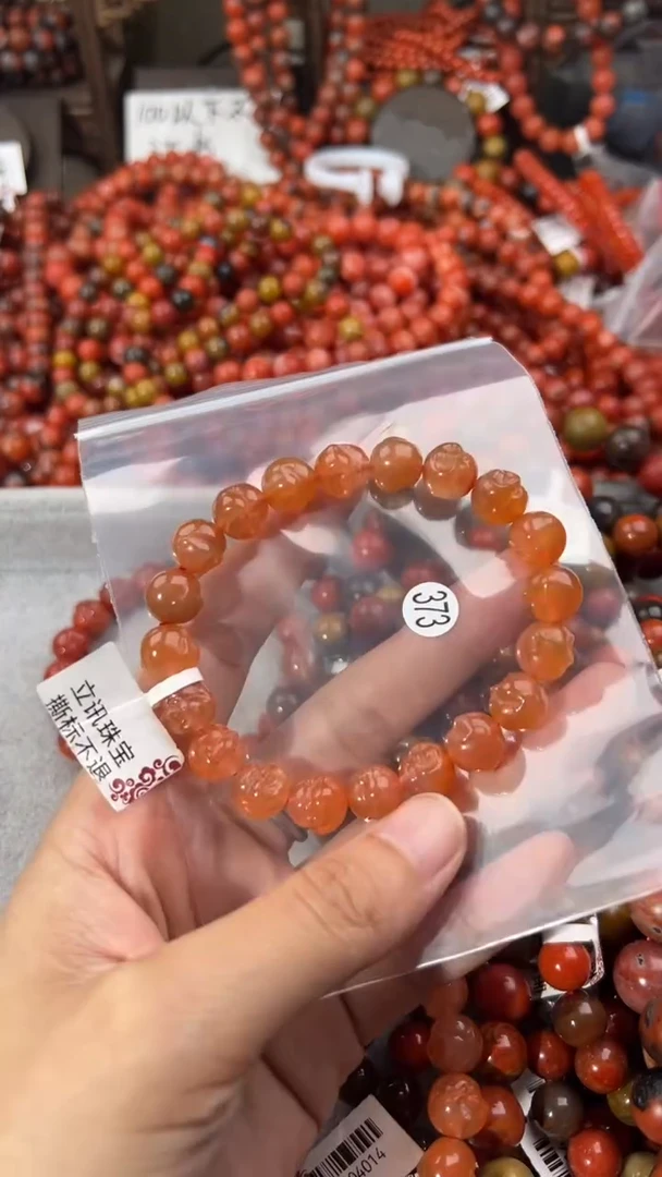 南红玛瑙手串未镶嵌10+