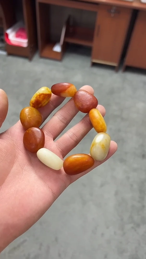 未镶嵌手链透闪石质玉多样性发货其中发一