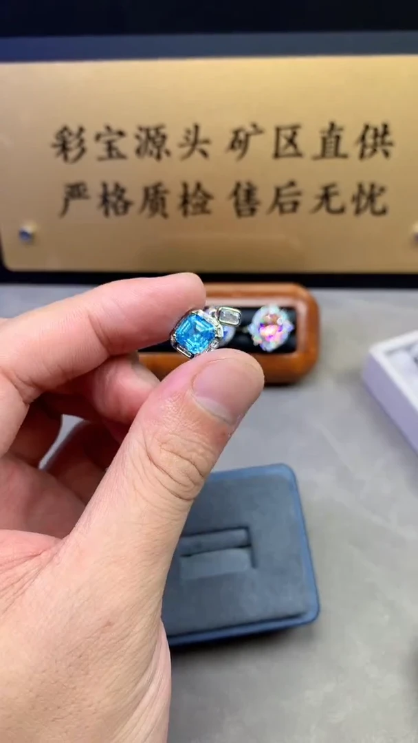 银S925镶嵌颈饰海蓝宝石2222