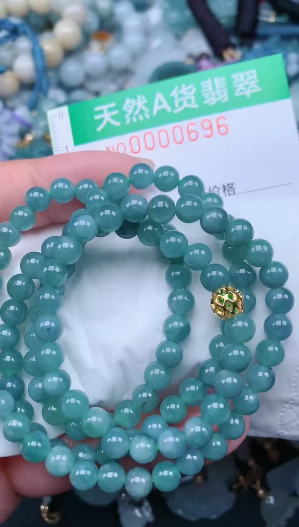 翡翠未镶嵌颈饰.0000696