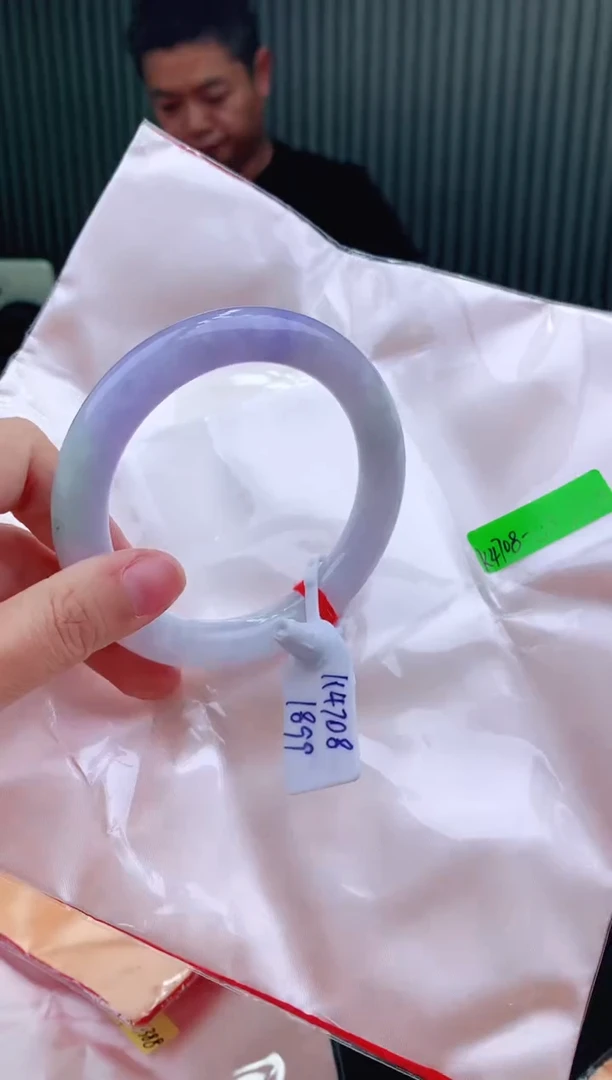 未镶嵌手镯翡翠63