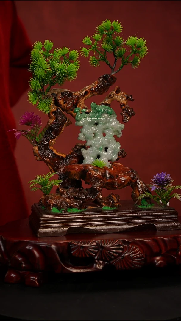 未镶嵌摆件翡翠今非昔比