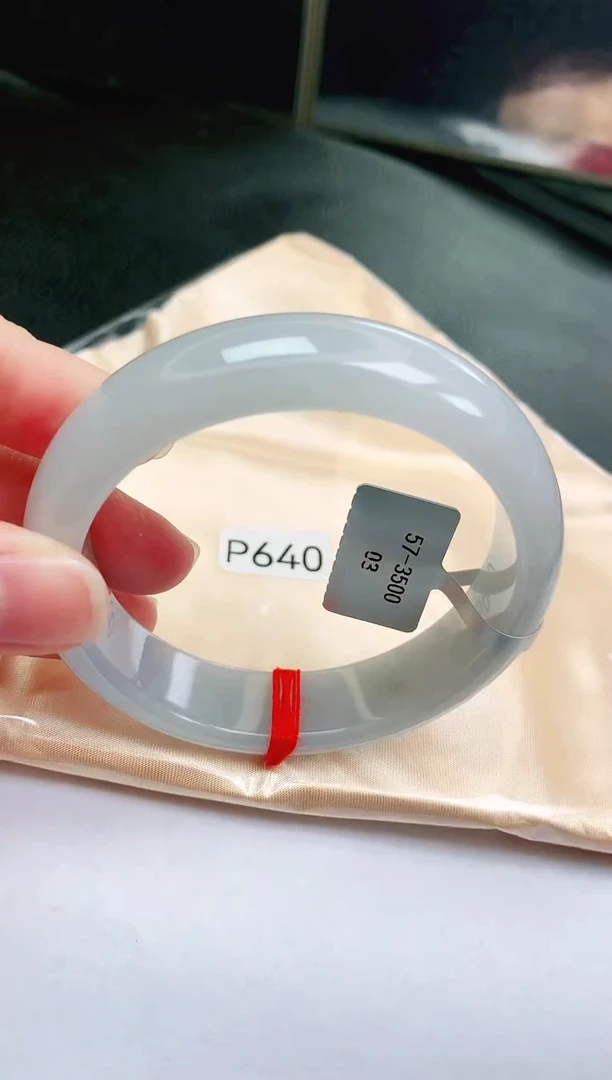 未镶嵌手镯翡翠缅甸天然A货翡翠手镯