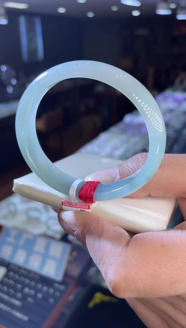 未镶嵌手镯翡翠贵妃55