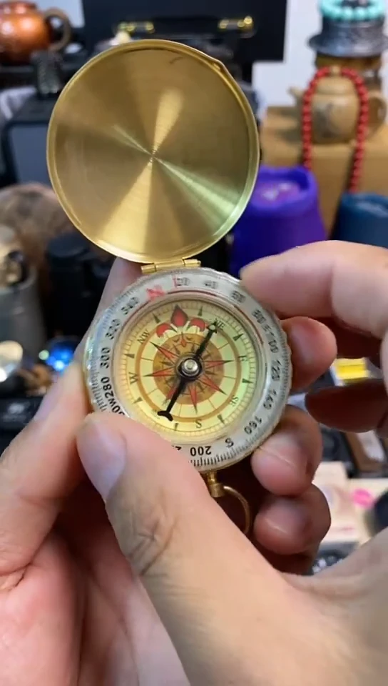 瓷片闪购商品，如图所示