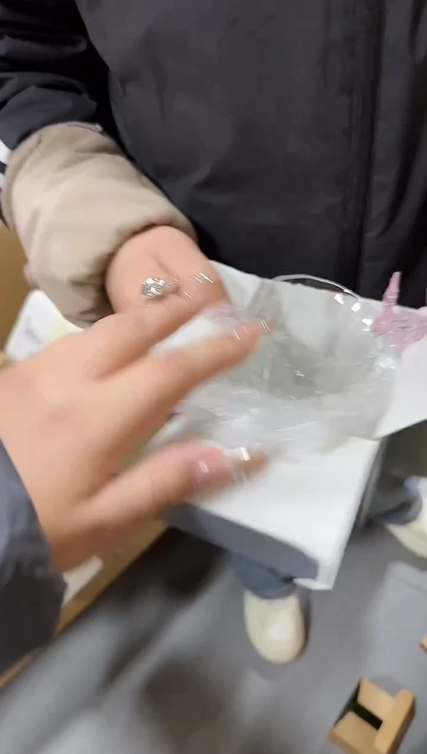 P***g粉色蝴蝶公道杯