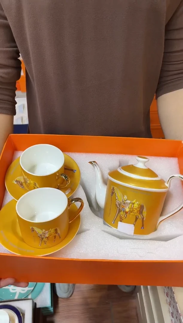 杯鸿辉家品牌瓷器，京东包邮！