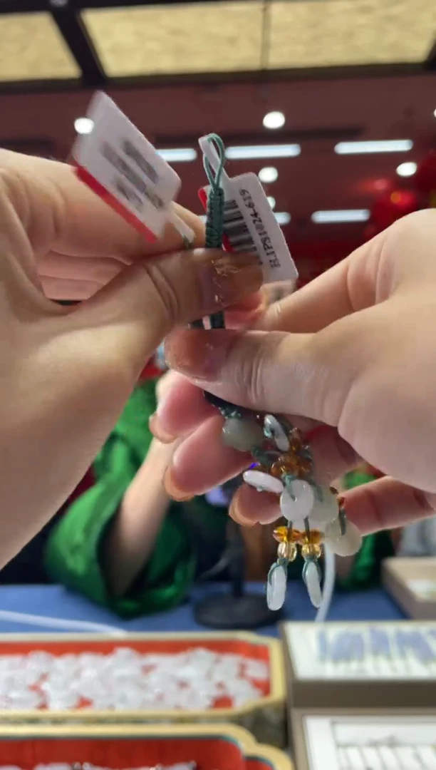 【闪购商品】翡翠挂件未镶嵌DDH85492/多样性发一件