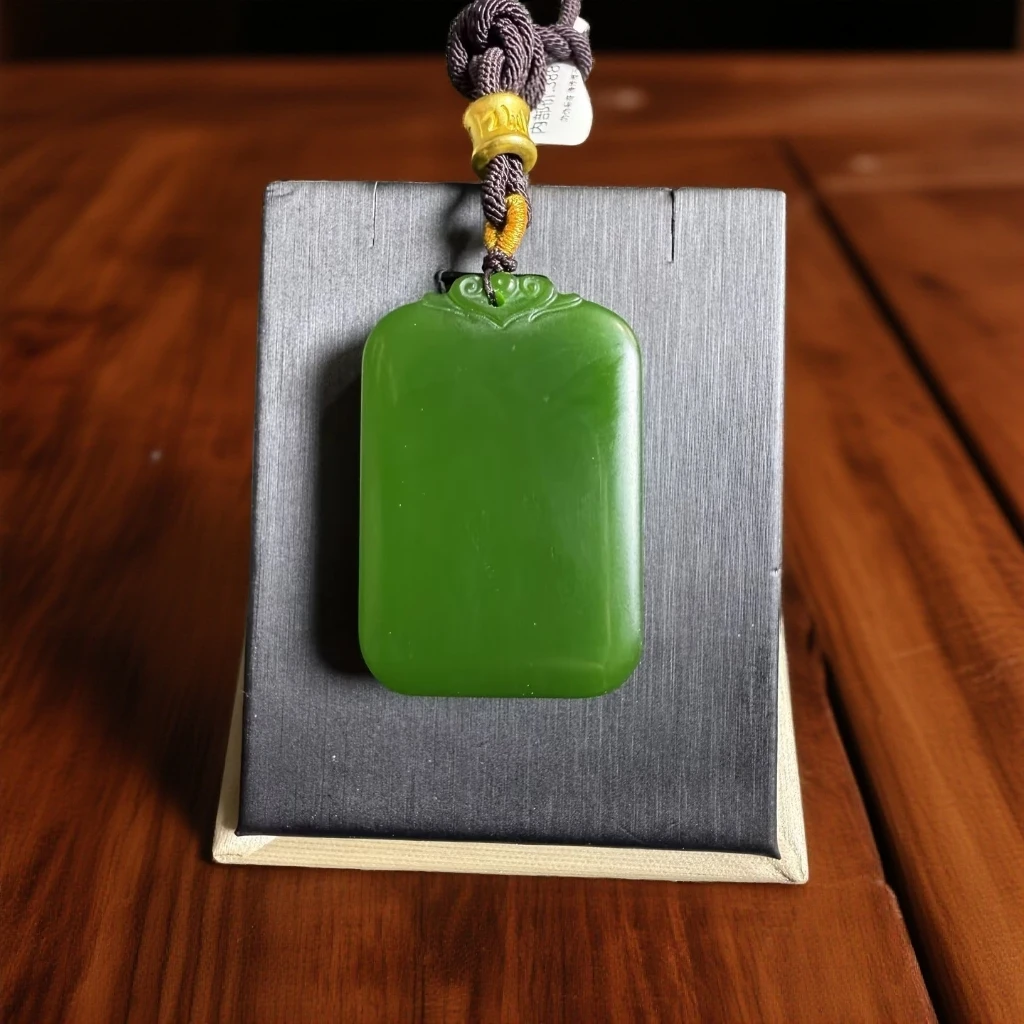 菠菜绿无事牌挂件