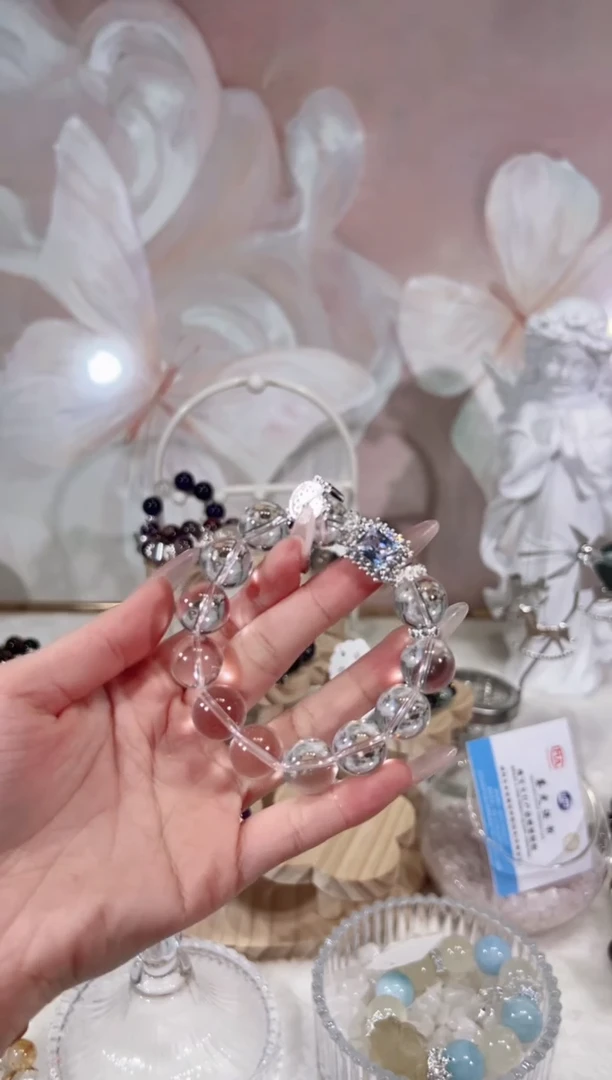 【闪购商品】水晶手链未镶嵌天然水晶默认微瑕 多样性发货发其一