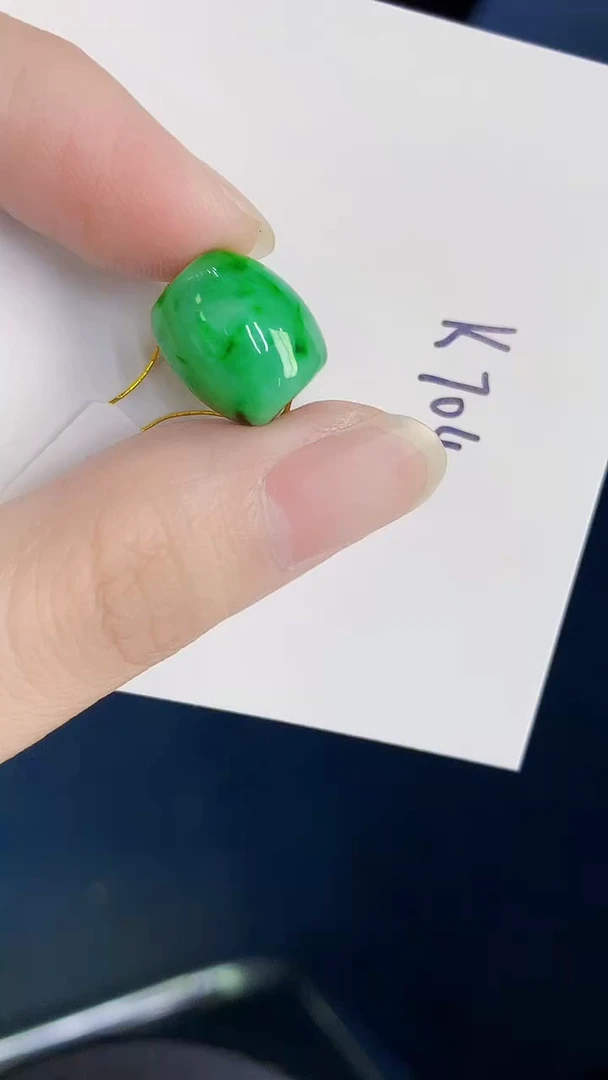 颈饰未镶嵌翡翠天然翡翠缅甸A货