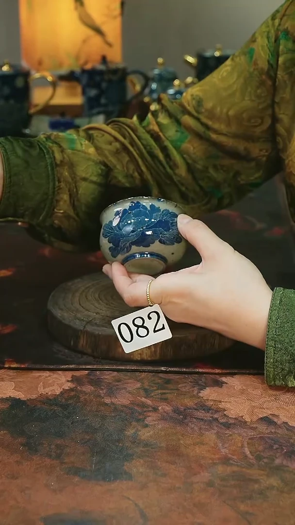 茶碗...........082