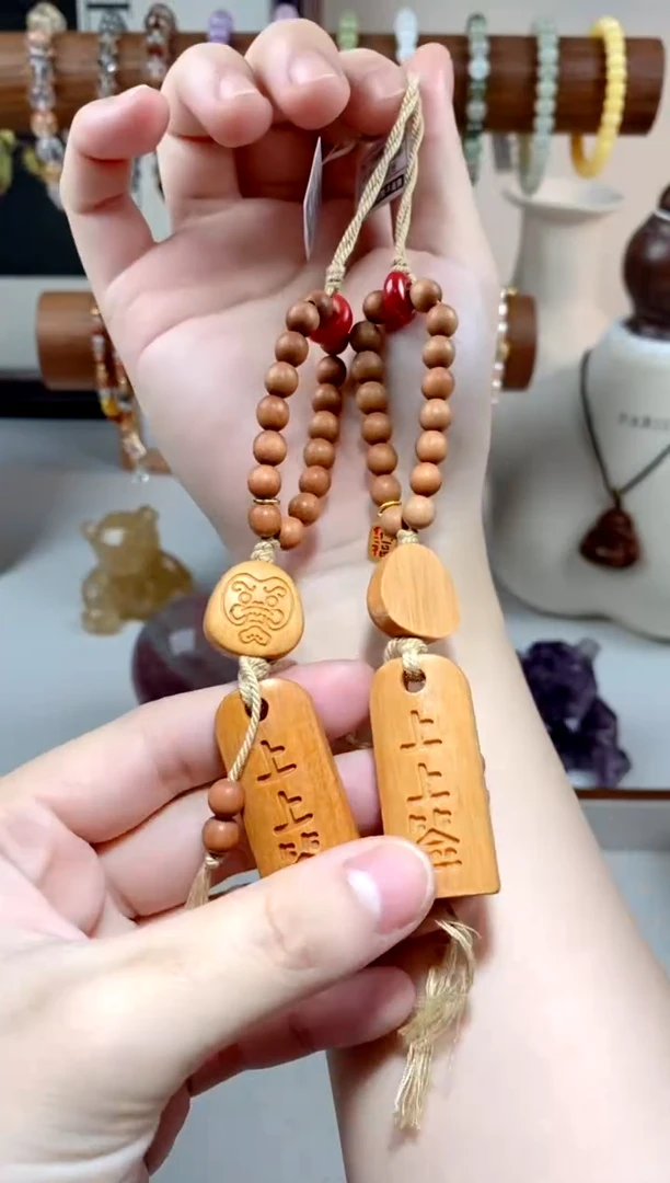 【闪购商品】南红玛瑙手链合金上上签手串