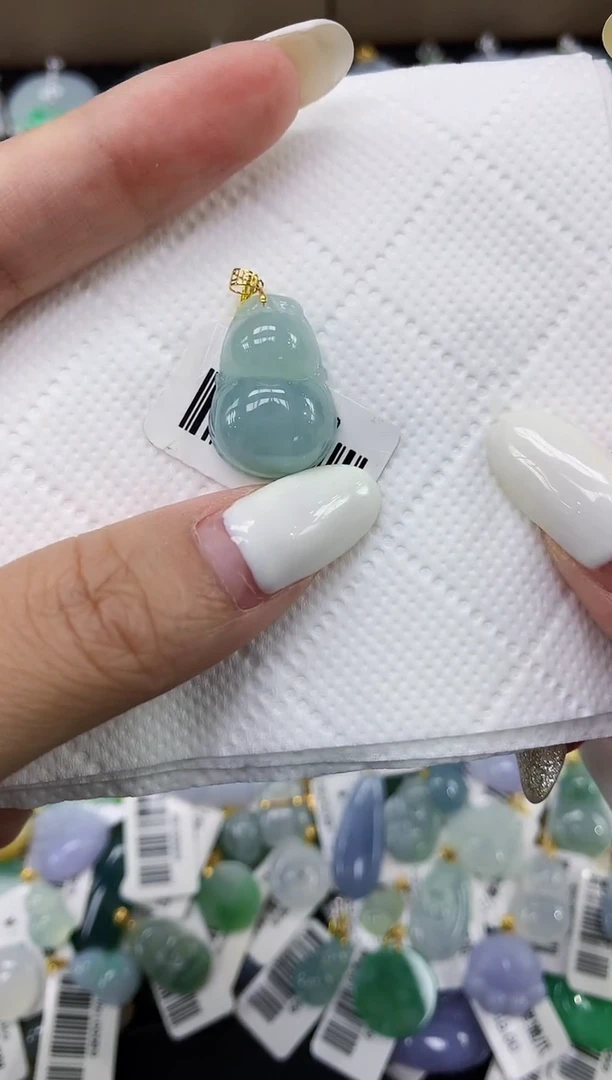 颈饰18K金镶嵌翡翠11111111111