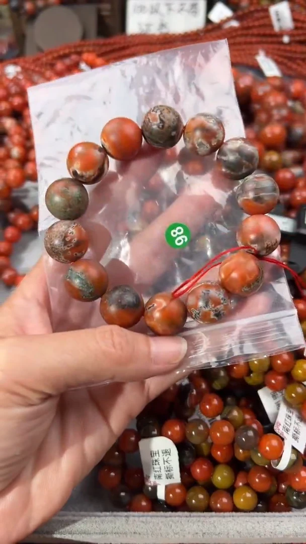 南红玛瑙手串未镶嵌10