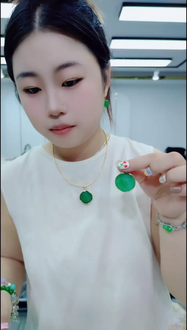 玛瑙/玉髓颈饰合金1516绿圆牌