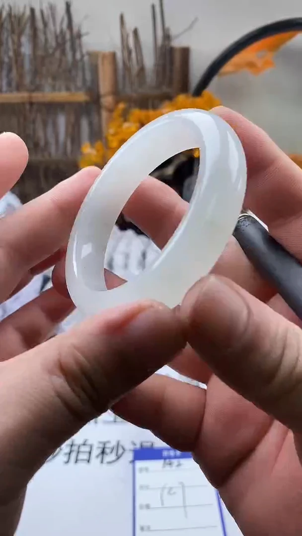 未镶嵌手镯石英质玉142-56/7(多样性发货看清圈口下单）