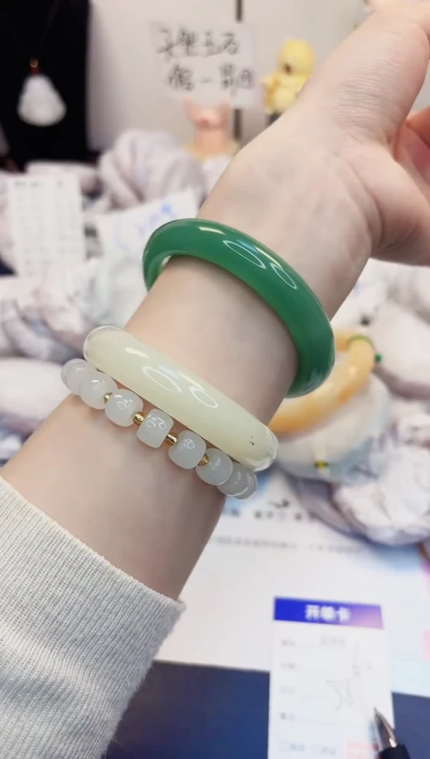 【闪购商品】石英质玉手镯未镶嵌35-东陵玉-圈口58