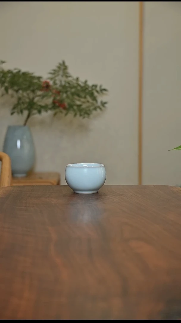 缸杯 天青 微瑕 朱家汝窑款