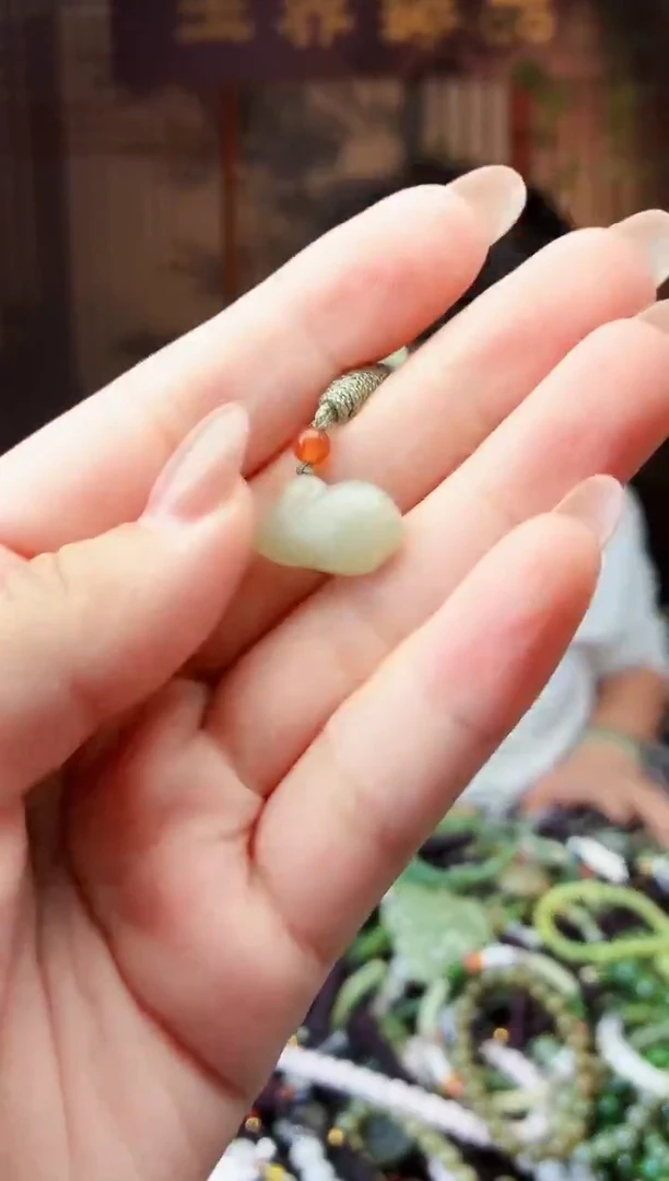 颈饰未镶嵌和田玉多样性发货拍一发一