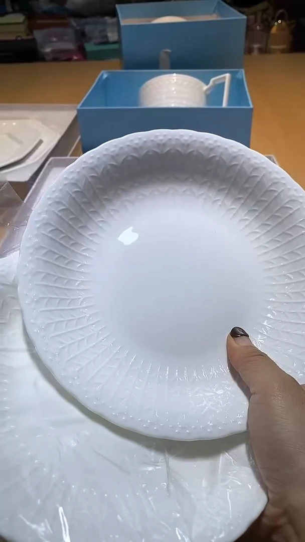 【闪购商品】瓷片锅碗瓢盆一件不剩